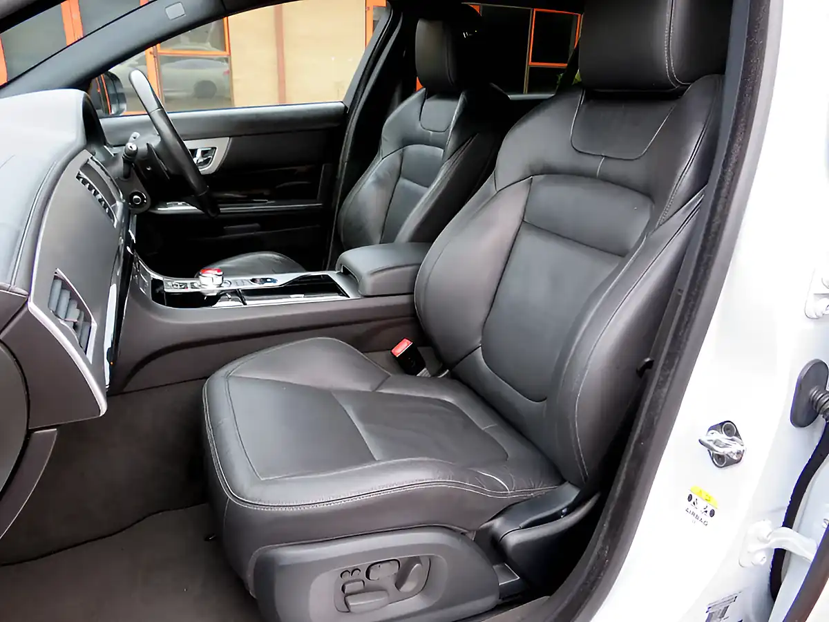 Used 2015 Jaguar Xf R-Sport Black White - Interior and Exterior details 19