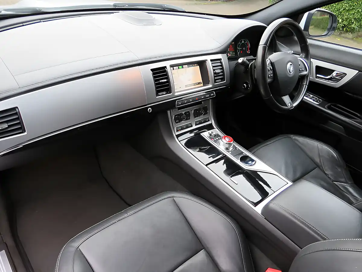 Used 2015 Jaguar Xf R-Sport Black White - Interior and Exterior details 20