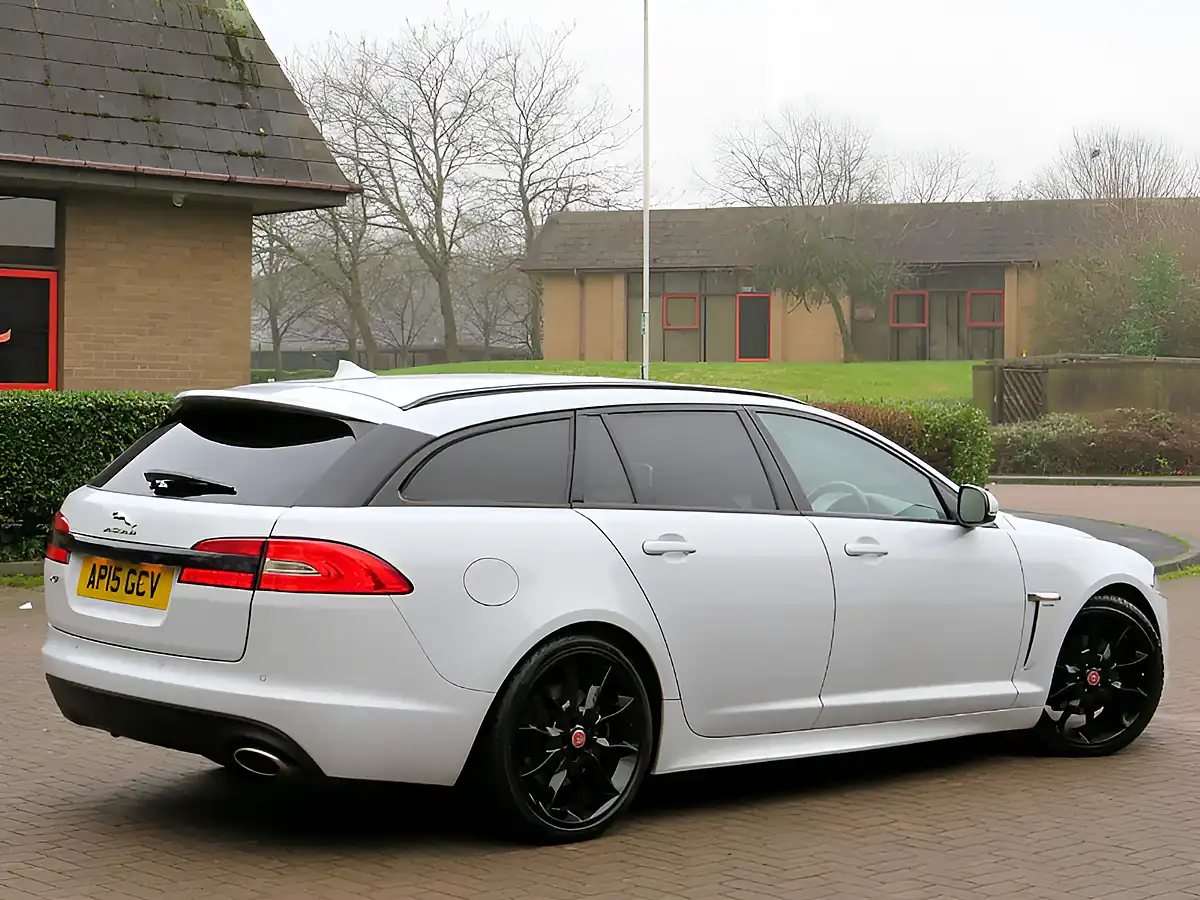 Used 2015 Jaguar Xf R-Sport Black White - Interior and Exterior details 3