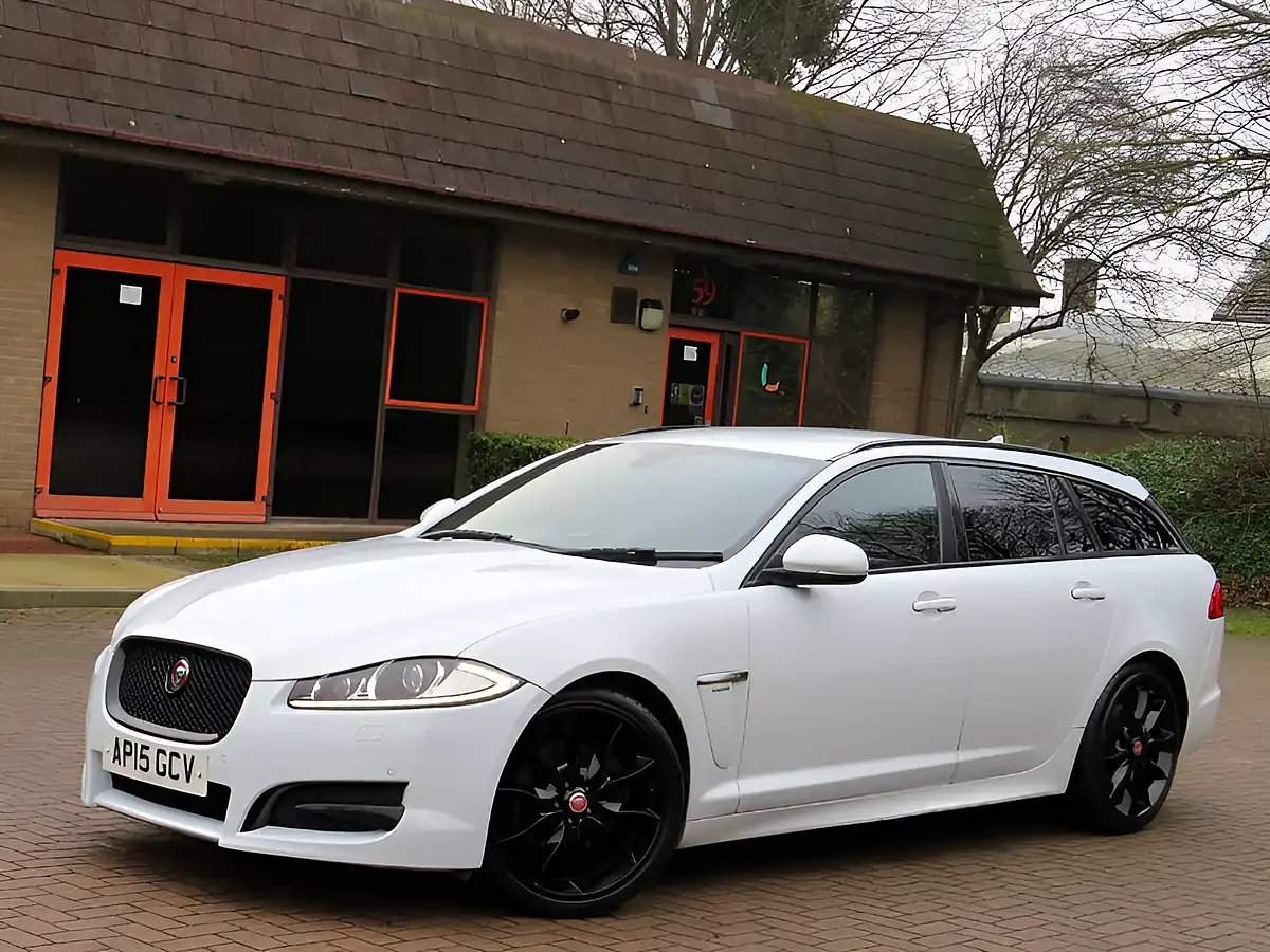 Used 2015 Jaguar Xf R-Sport Black White - Interior and Exterior details 7