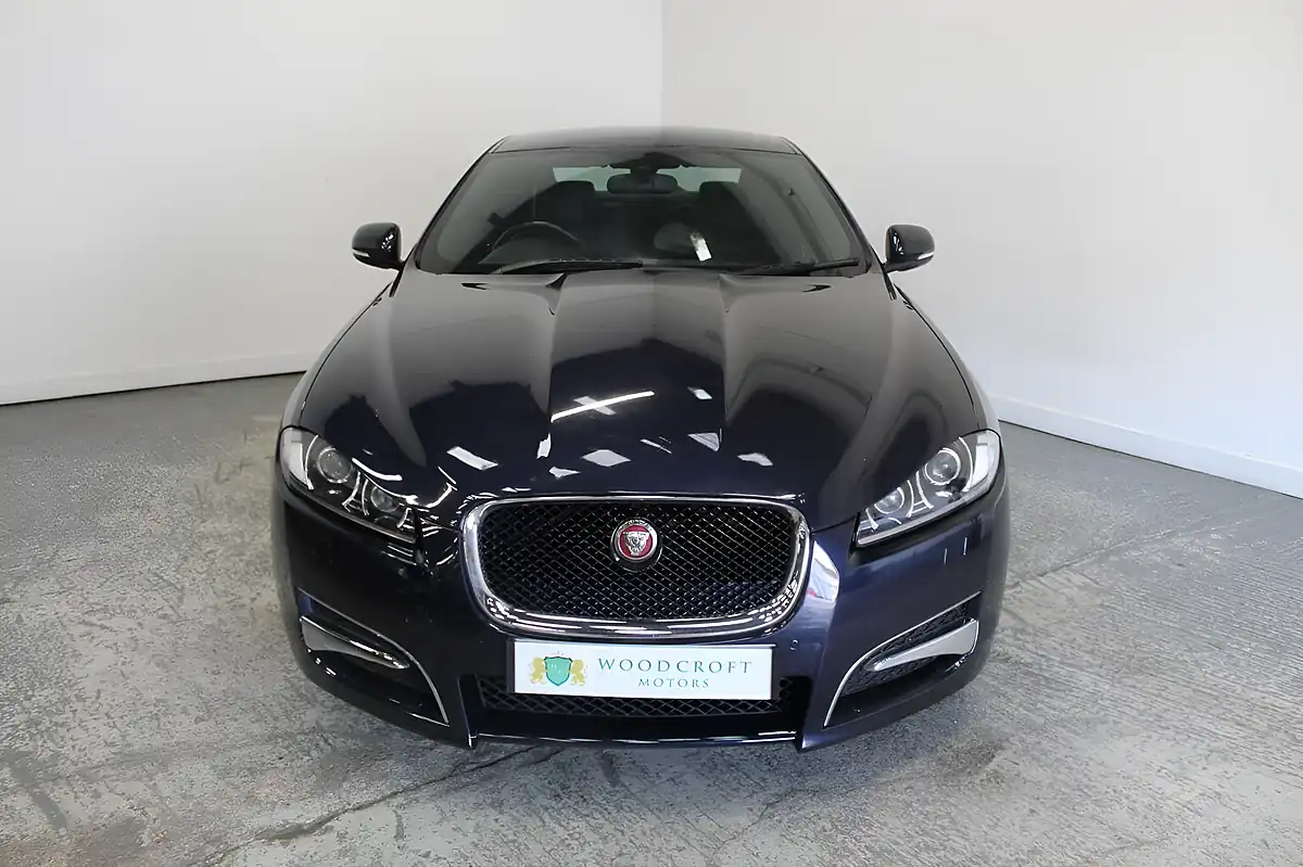 Used 2015 Jaguar Xf R-Sport Blue - Interior and Exterior details 9