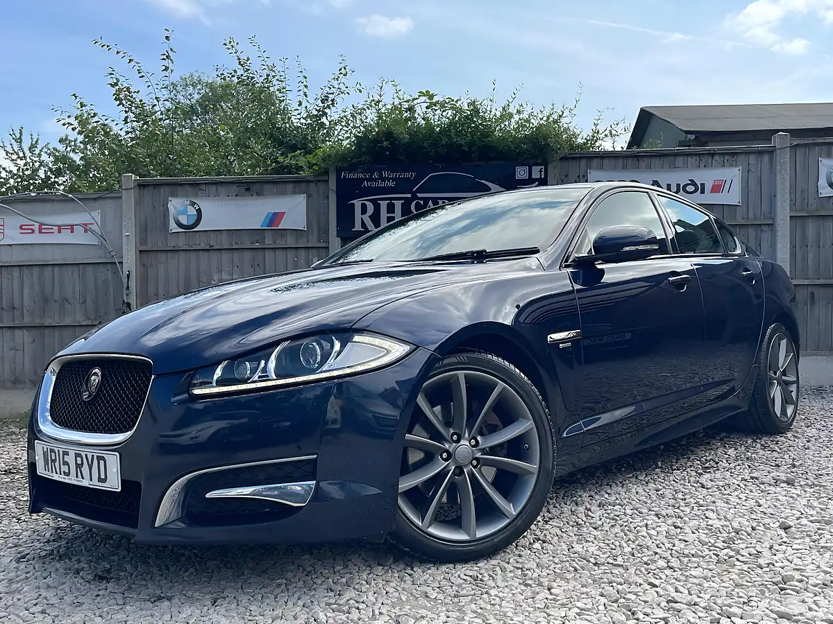 Used 2015 Jaguar Xf R-Sport Blue - Interior and Exterior details 13