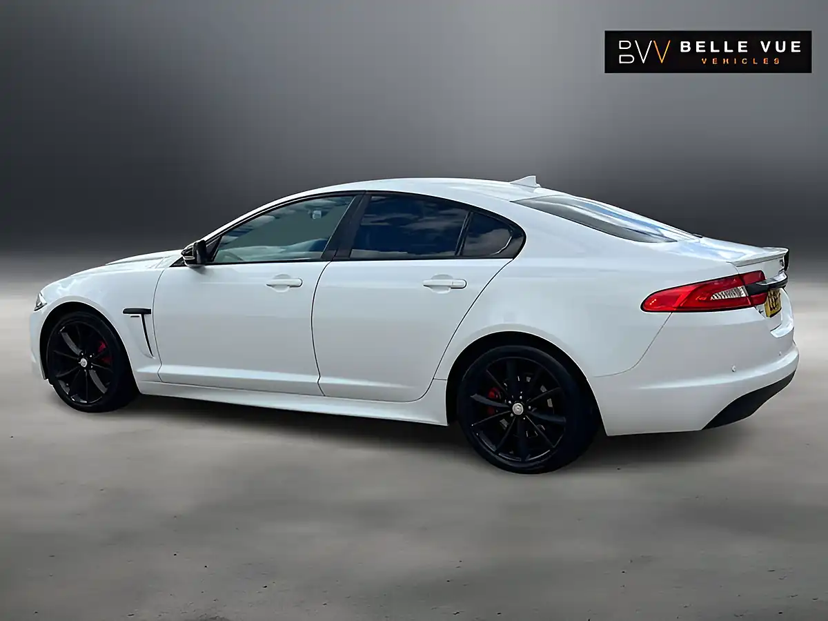 Used 2015 Jaguar Xf R-Sport Glacier White - Interior and Exterior details 10