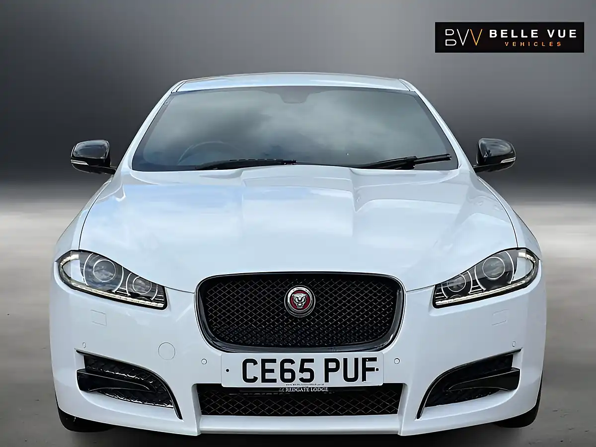 Used 2015 Jaguar Xf R-Sport Glacier White - Interior and Exterior details 16