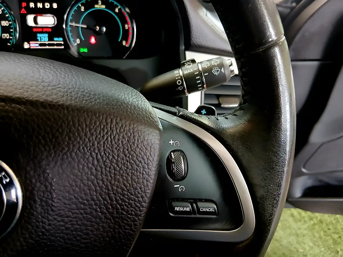 Used 2015 Jaguar Xf R-Sport Grey - Interior and Exterior details 12