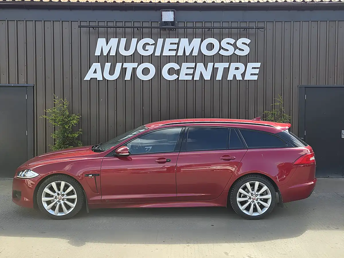 Used 2015 Jaguar Xf R-Sport Red - Interior and Exterior details 4