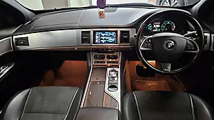 Used 2015 Jaguar Xf R-Sport Red - Interior and Exterior details 13