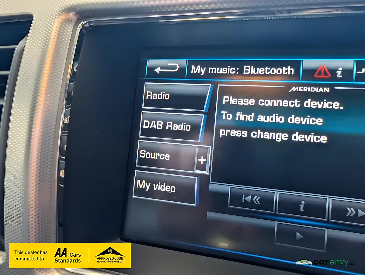 Used 2015 Jaguar Xf R-Sport White - Interior and Exterior details 18