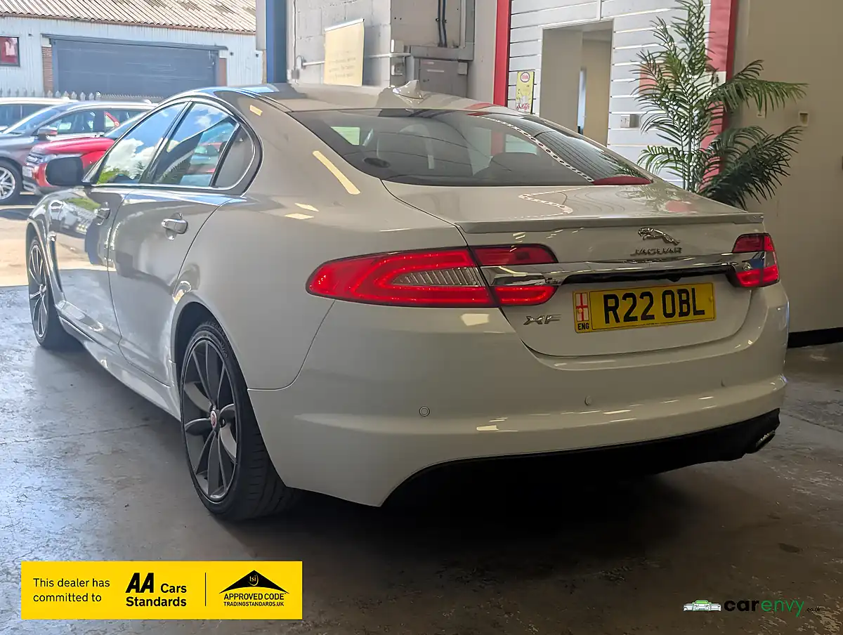 Used 2015 Jaguar Xf R-Sport White - Interior and Exterior details 7