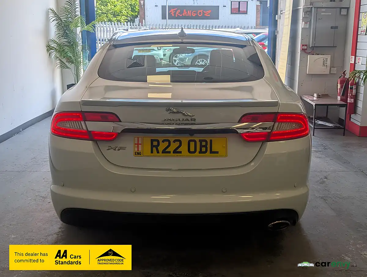 Used 2015 Jaguar Xf R-Sport White - Interior and Exterior details 8