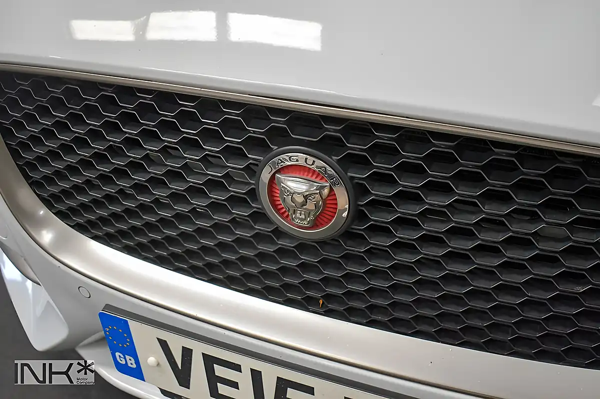 Used 2015 Jaguar Xf R-Sport White - Interior and Exterior details 17
