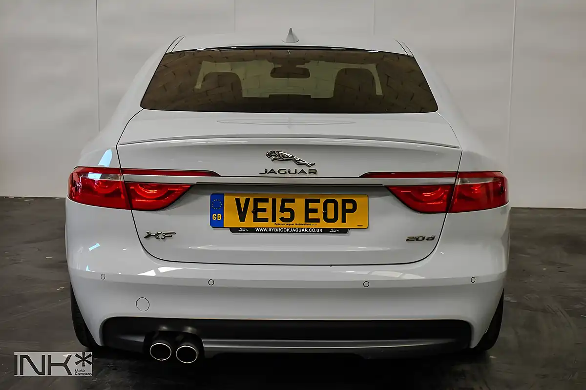 Used 2015 Jaguar Xf R-Sport White - Interior and Exterior details 8