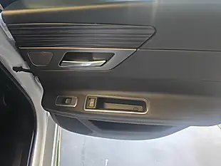 Used 2015 Jaguar Xf S White - Interior and Exterior details 18