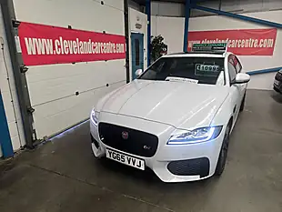 Used 2015 Jaguar Xf S White - Interior and Exterior details 4