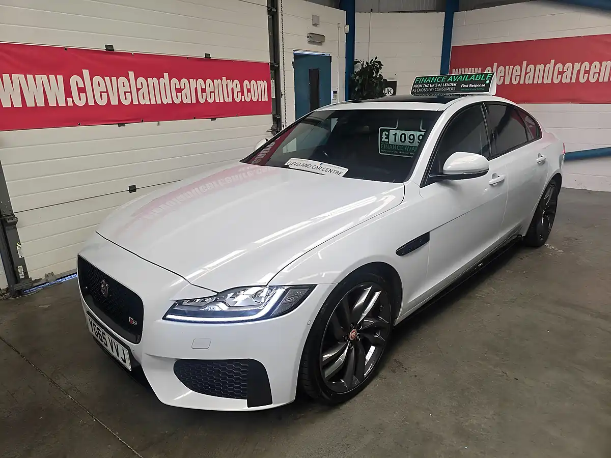 Used 2015 Jaguar Xf S White - Interior and Exterior details 7