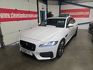 Used 2015 Jaguar Xf S White - Interior and Exterior details 8
