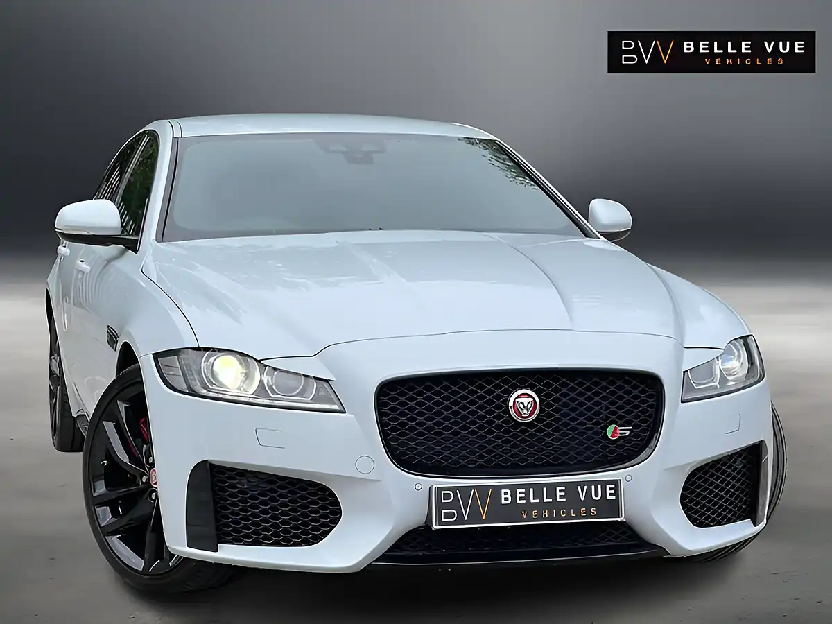 Used 2015 Jaguar Xf S Yulong White - Front View