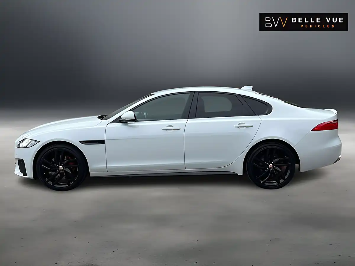 Used 2015 Jaguar Xf S Yulong White - Interior and Exterior details 10
