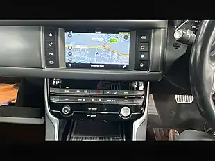 Used 2015 Jaguar Xf S Yulong White - Interior and Exterior details 14