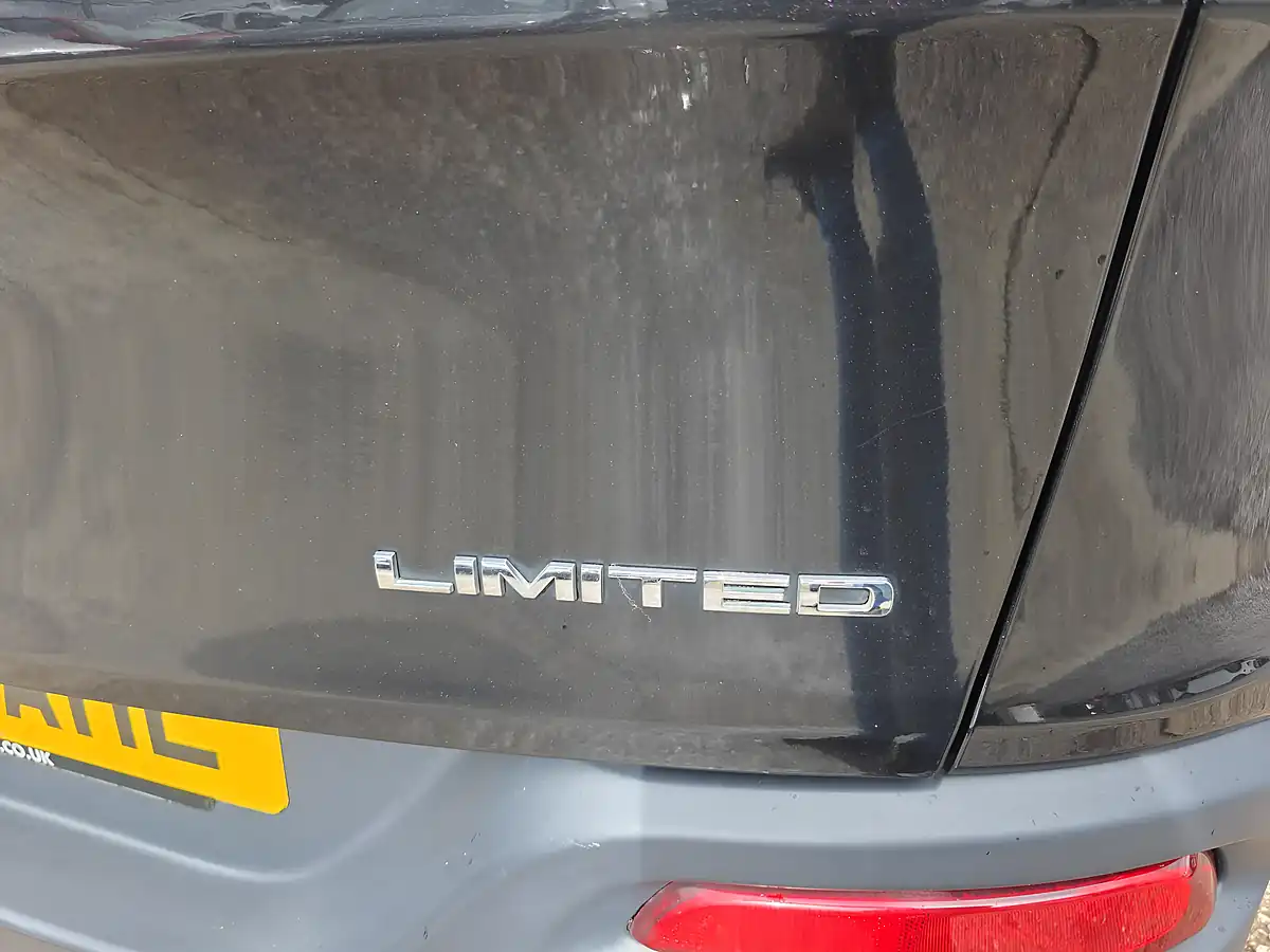 Used 2015 Jeep Cherokee Limited Black - Interior and Exterior details 16