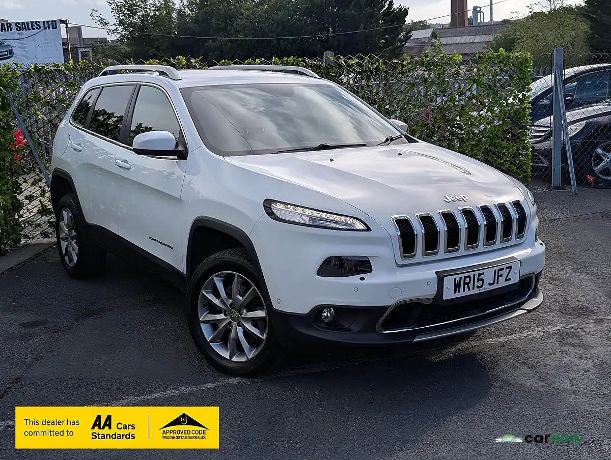 Used 2015 Jeep Cherokee Limited Bright White - Interior and Exterior details 2