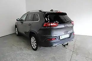 Used 2015 Jeep Cherokee Limited Grey - Interior and Exterior details 5