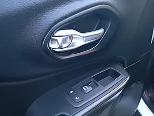 Used 2015 Jeep Cherokee Limited White - Interior and Exterior details 11