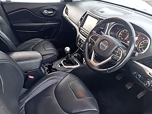 Used 2015 Jeep Cherokee Limited White - Interior and Exterior details 3