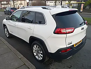 Used 2015 Jeep Cherokee Limited White - Interior and Exterior details 7