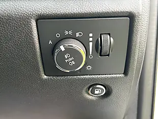 Used 2015 Jeep Grand Cherokee Summit Bright White - Interior and Exterior details 20