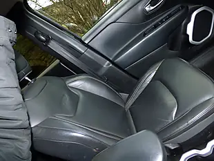 Used 2015 Jeep Renegade Limited Black - Interior and Exterior details 14