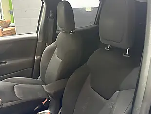 Used 2015 Jeep Renegade Longitude Black - Interior and Exterior details 19