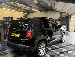 Used 2015 Jeep Renegade Longitude Black - Interior and Exterior details 4