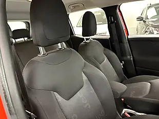 Used 2015 Jeep Renegade Longitude Orange - Interior and Exterior details 4