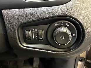 Used 2015 Jeep Renegade Sport Beige - Interior and Exterior details 14
