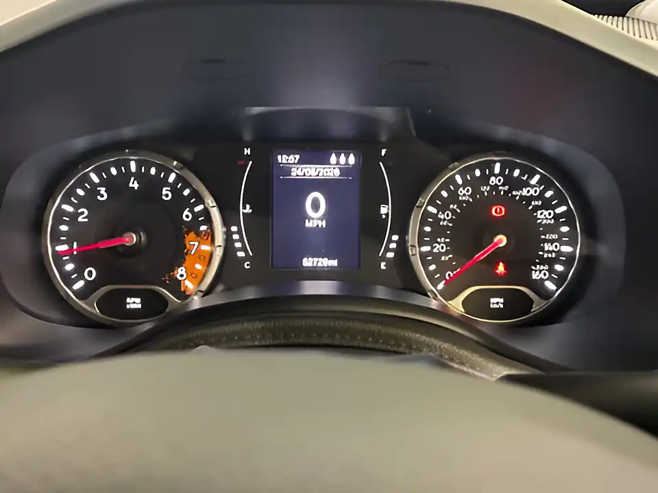 Used 2015 Jeep Renegade Sport Beige - Interior and Exterior details 15