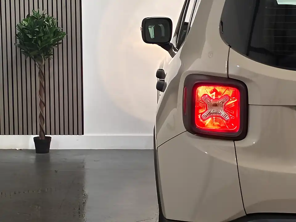 Used 2015 Jeep Renegade Sport Beige - Interior and Exterior details 16