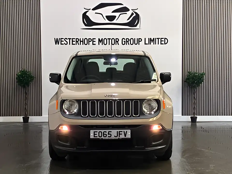 Used 2015 Jeep Renegade Sport Beige - Interior and Exterior details 7