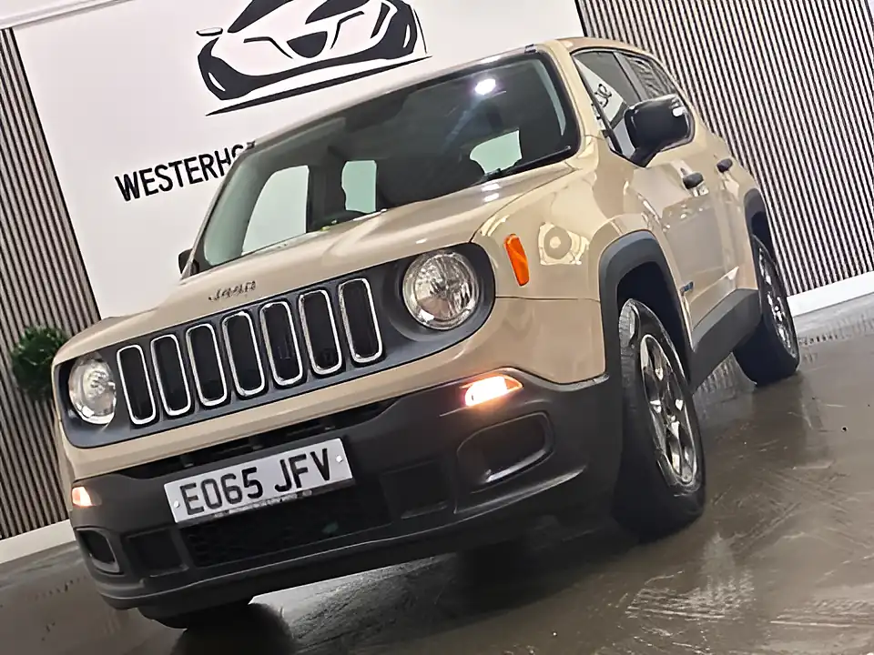 Used 2015 Jeep Renegade Sport Beige - Interior and Exterior details 8