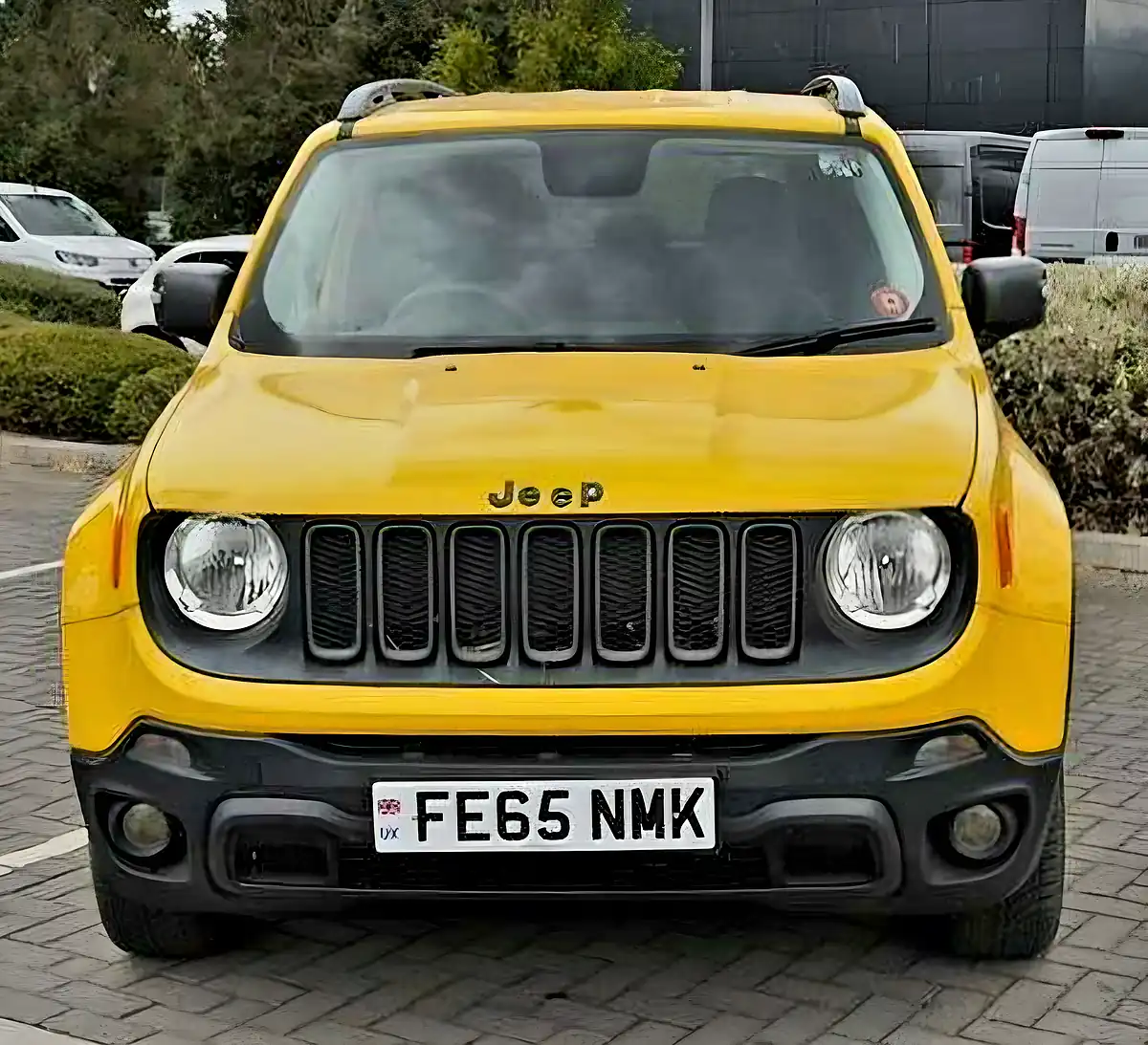 Used 2015 Jeep Renegade Trailhawk Sollar Yellow - Interior and Exterior details 5