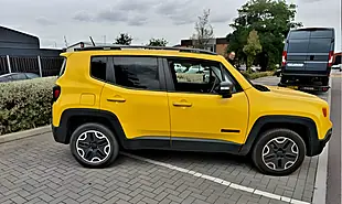 Used 2015 Jeep Renegade Trailhawk Sollar Yellow - Interior and Exterior details 8
