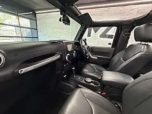 Used 2015 Jeep Wrangler Overland Black - Interior and Exterior details 15