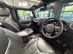 Used 2015 Jeep Wrangler Overland Black - Interior and Exterior details 19