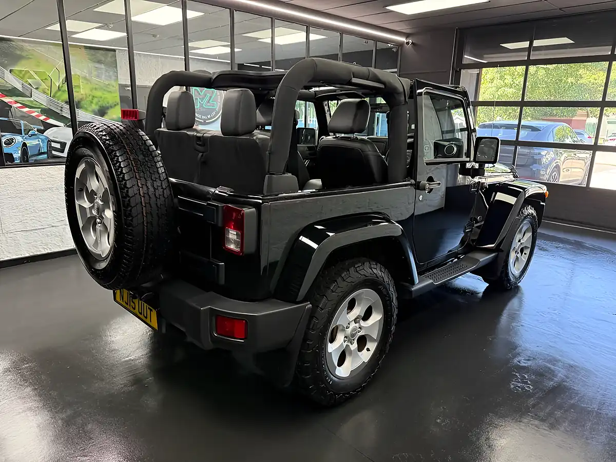 Used 2015 Jeep Wrangler Overland Black - Interior and Exterior details 8