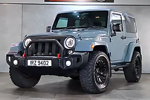 Used 2015 Jeep Wrangler Overland Grey - Interior and Exterior details 9