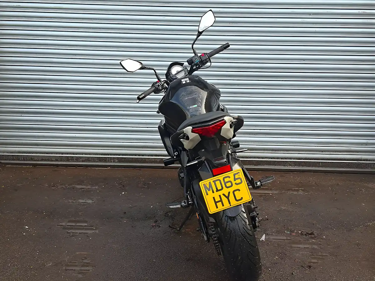 Used 2015 Kawasaki ER-6N Abs Beige - Interior and Exterior details 7