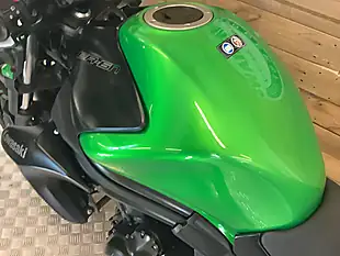 Used 2015 Kawasaki ER-6N Green - Interior and Exterior details 12