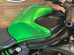 Used 2015 Kawasaki ER-6N Green - Interior and Exterior details 13