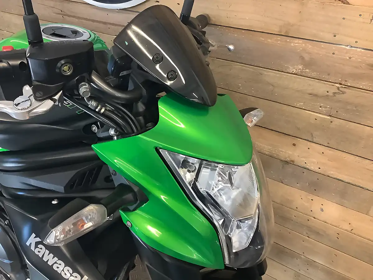 Used 2015 Kawasaki ER-6N Green - Interior and Exterior details 14
