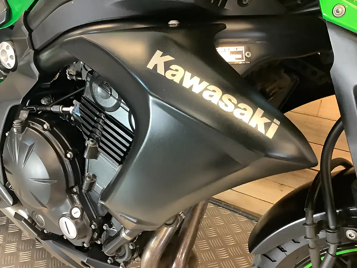 Used 2015 Kawasaki ER-6N Green - Interior and Exterior details 19